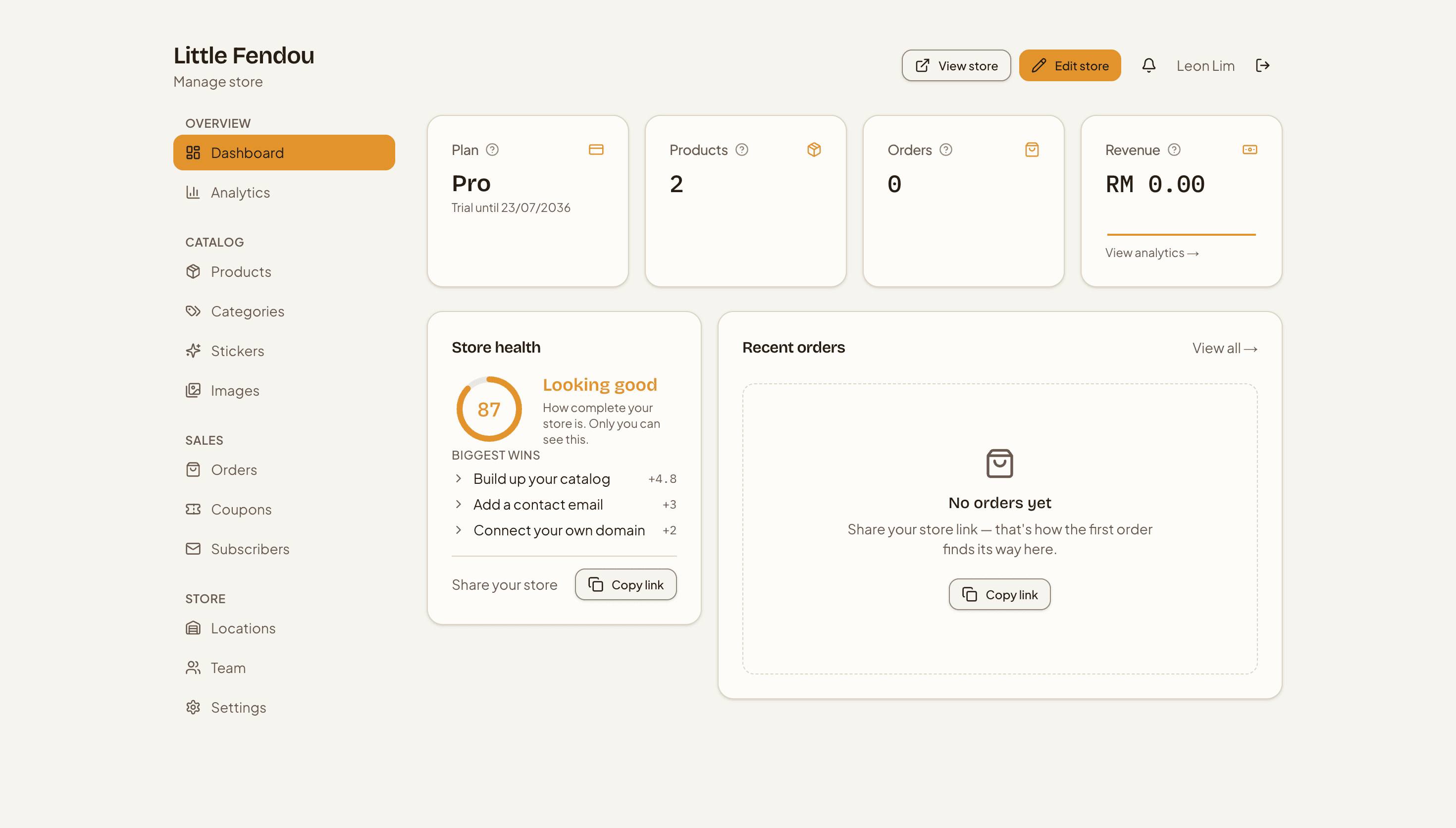 Tokoo merchant dashboard showing plan, product, order and revenue summaries alongside a store health score and recent orders